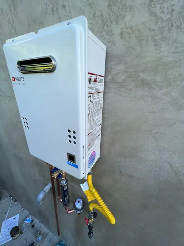 Tankless water heater installation for Arlington Park homes